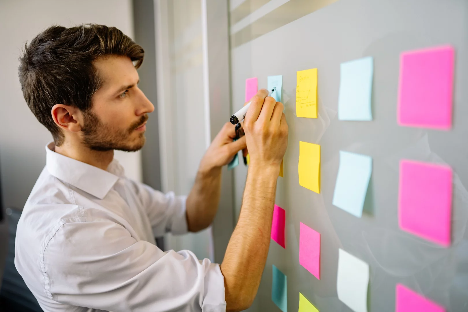 Écrire une user story efficace : le guide complet
